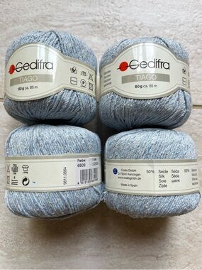 Gedifra Tiago Silk-blend Yarn Lot 4 medium weight 370 yd blue discontinued